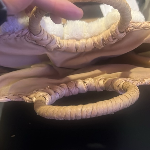 Bride purse, with draw string to close - Picture 3 of 4